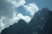20 Pizzo Camino in primo piano e Sossino a sx
